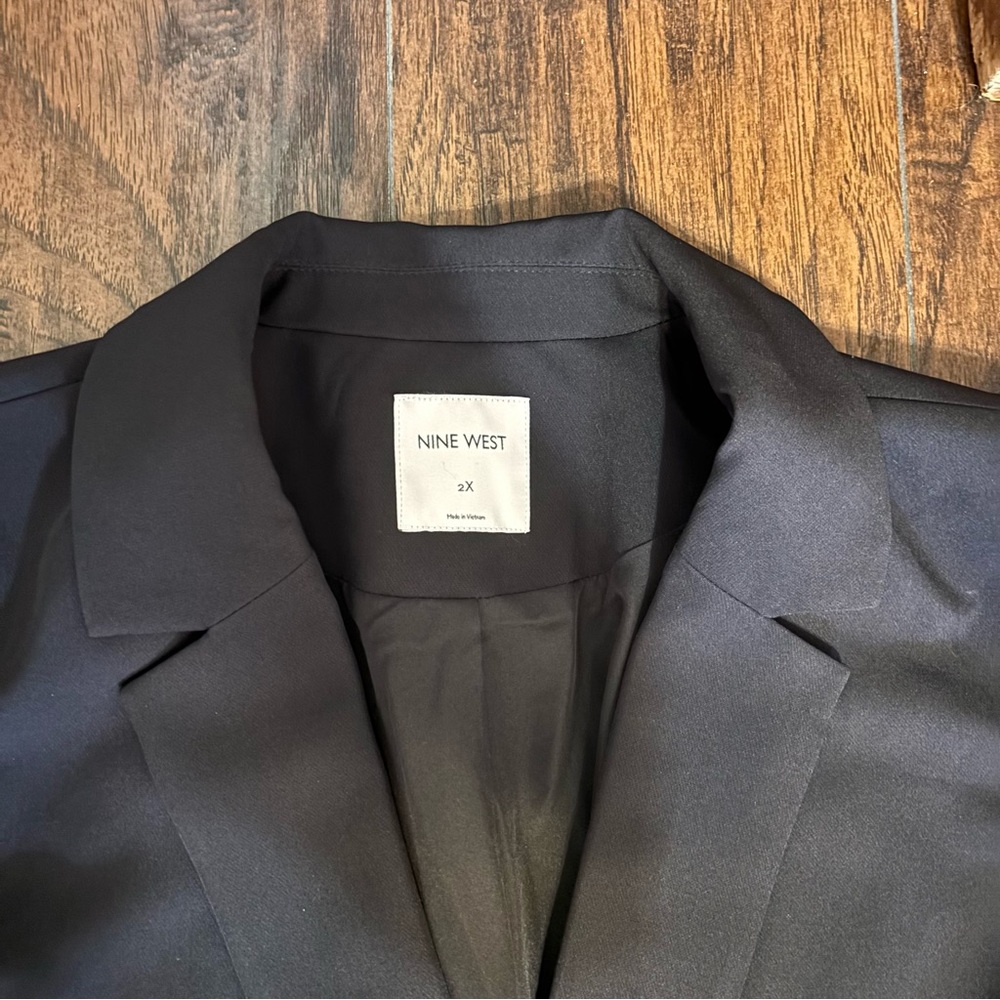 Nine West Classic Black One-Button Blazer - Picture 3 of 5